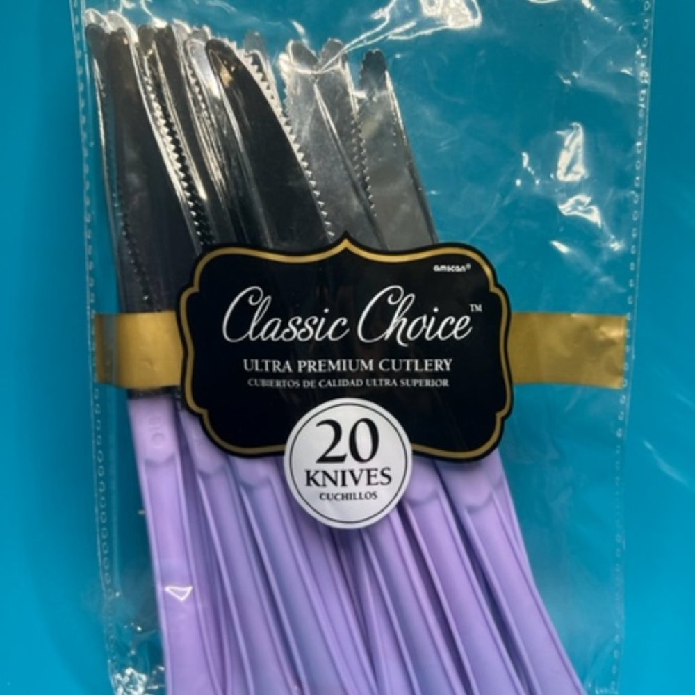 Plastic Knives 2 Packs Lavender